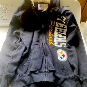 Boys large 10/12 Steelers hooded jacket